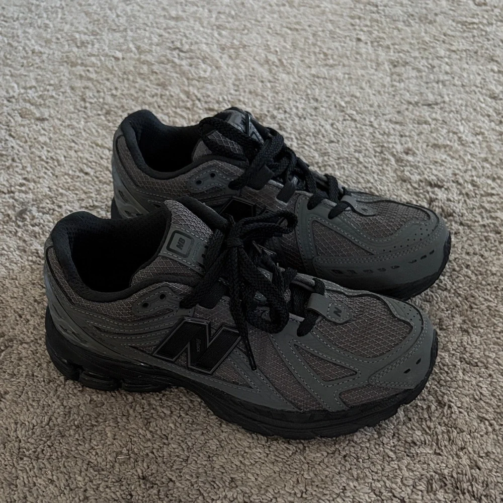 New Balance 1906 - Picture 1 of 1